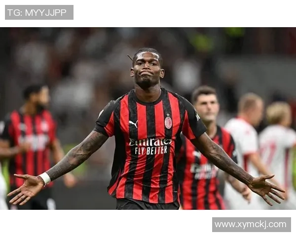 德甲精彩对决AC米兰逆转巴黎圣日耳曼红牌事件引发全场热议