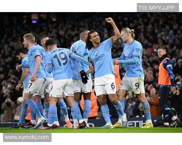 足总杯激战莱比锡大胜曼联补时进球引发争议判罚全场沸腾