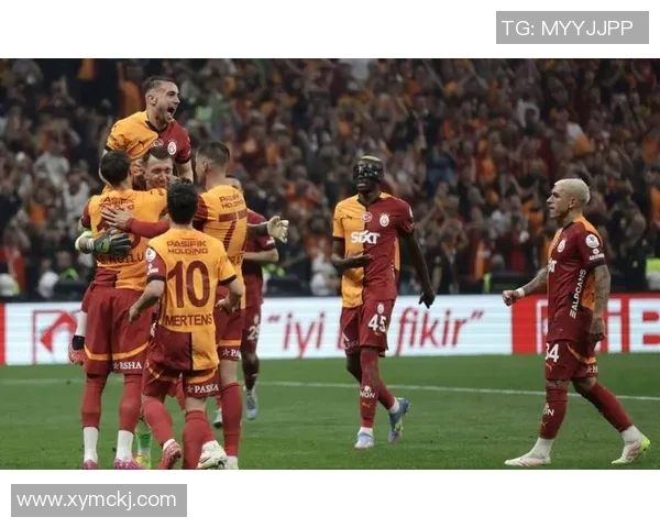 意甲大战尤文图斯狂胜热刺五球大捷引发全场热烈反响 意甲大战尤文图斯狂胜热刺五球大捷引发全场热烈反响