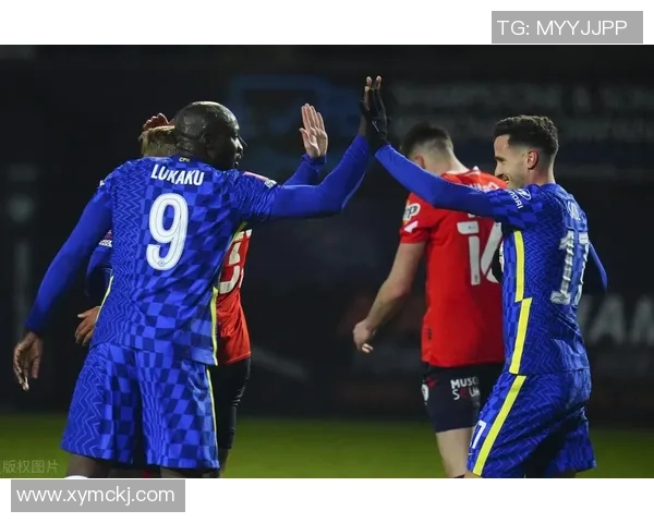 足总杯惊天逆转切尔西狂胜尤文图斯争议判罚引发全场热议