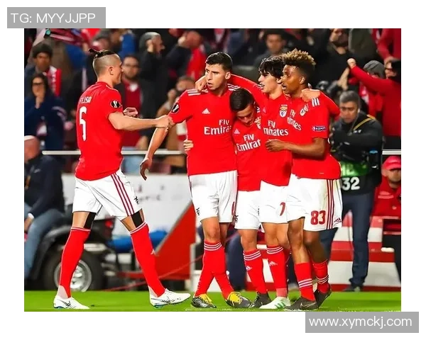 欧冠精彩对决：里昂三球击败本菲卡逆转全场气氛引爆