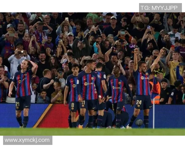 意甲激战：巴黎圣日耳曼点球大战险胜巴萨全场沸腾解析