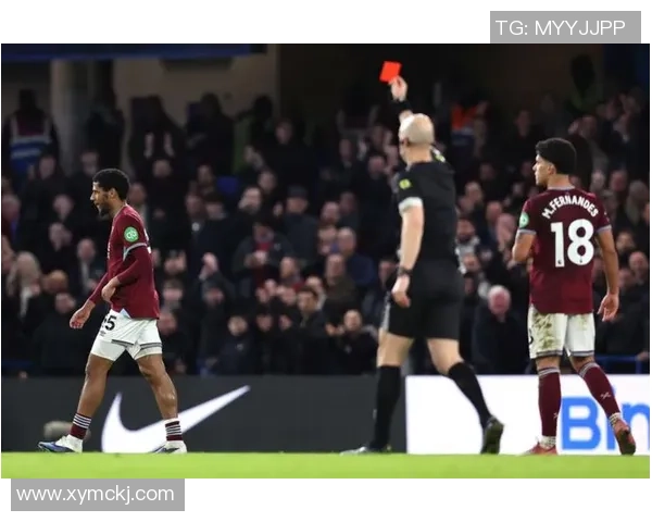 英超激战巴黎圣日耳曼大胜里昂红牌争议引发全场热议与战术分析 英超激战巴黎圣日耳曼大胜里昂红牌争议引发全场热议与战术分析